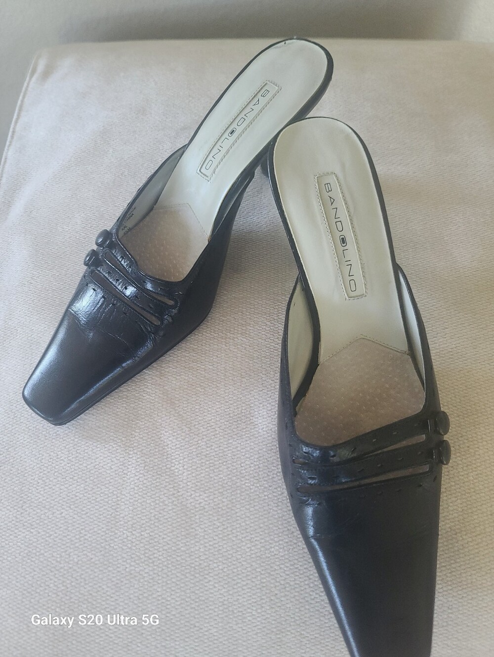 Bandolino Black Leather Square-Toe Mule Slides
